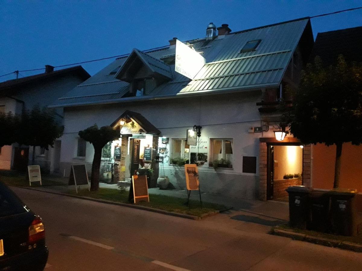 Hostel Piero Любляна Екстериор снимка