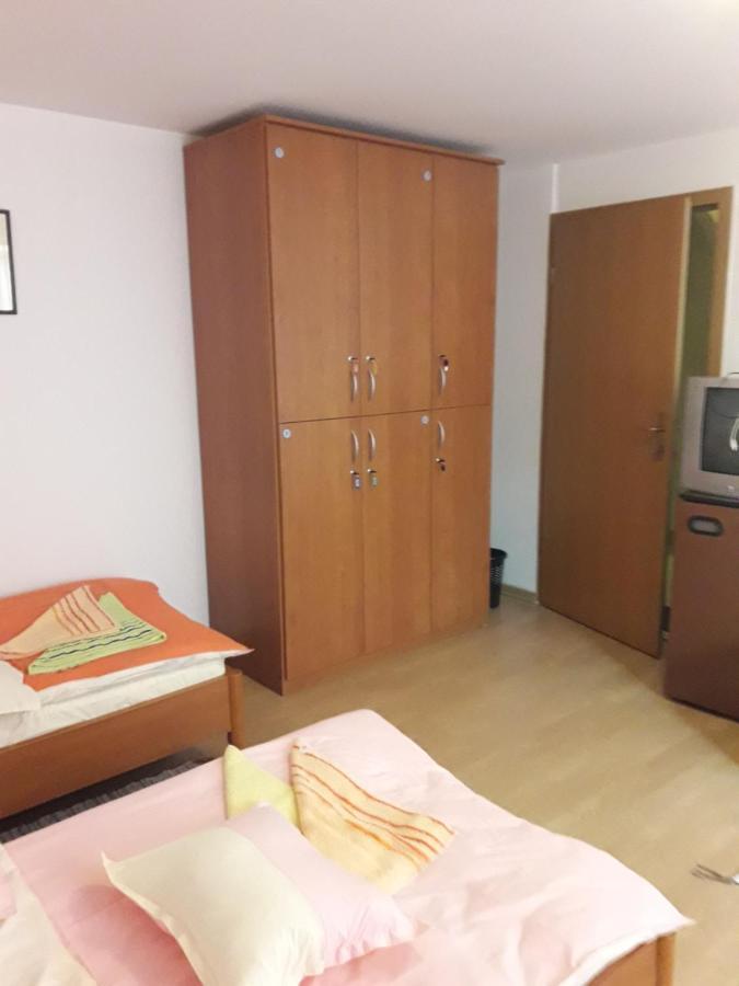 Hostel Piero Любляна Екстериор снимка