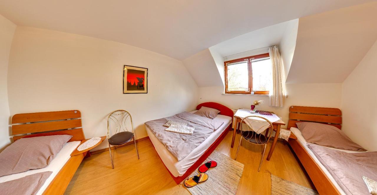Hostel Piero Любляна Екстериор снимка